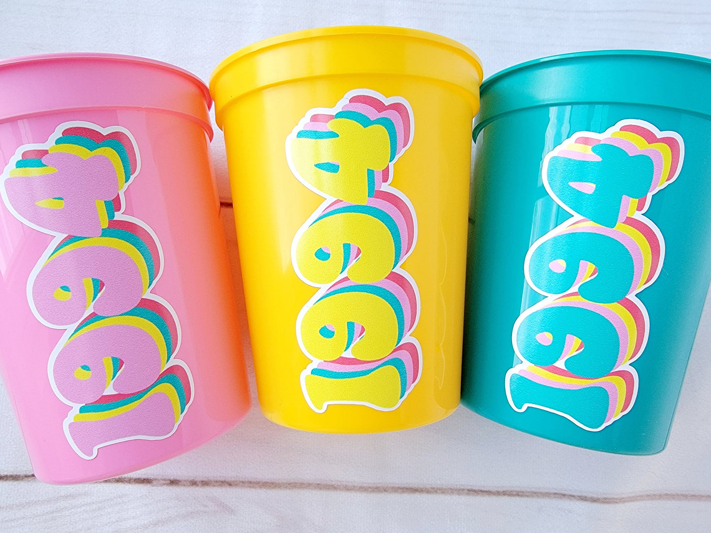 30th PARTY CUPS - Vintage 1995 Cups Best of 1995 30th Birthday Party 30th Birthday Favors 30th Party 30th Party Decorations 1995 Birthday