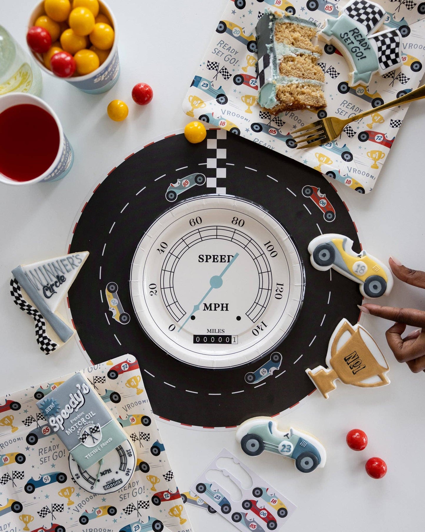MIL1022 - Miles per Hour - Race Track Placemat