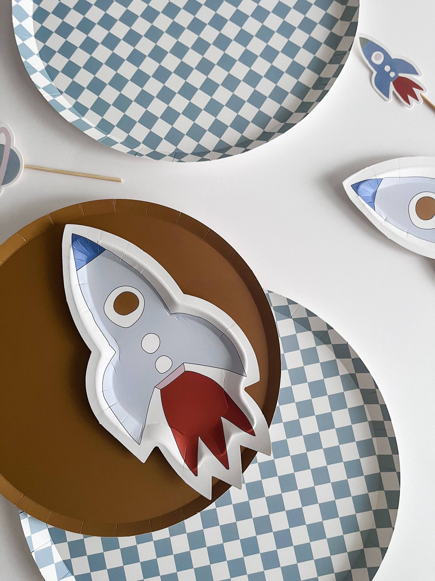 Checkered Blue Plate, XL (Set of 8)