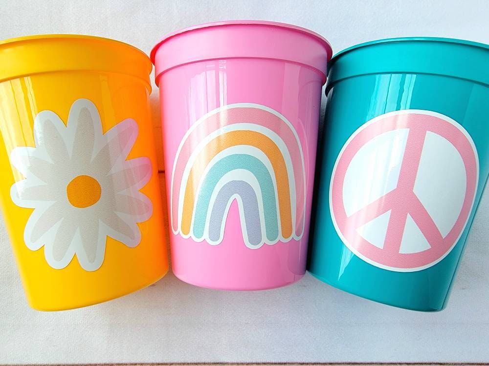 70s PARTY CUPS - 70's Birthday Cups 70s Party Cups 70s Decorations 70's Birthday Party 70's Birthday Party Decorations Hippie Two Groovy