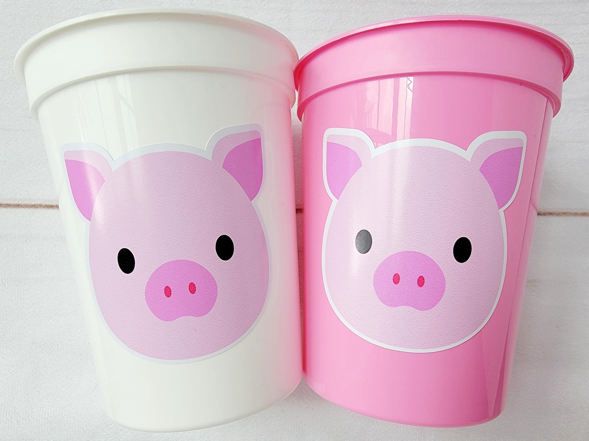 FARM ANIMAL CUPS - Cow party cups Pig party cups Pig Party cups Farm Birthday Farm Decorations Farm Party Farm animal favors Farm cups