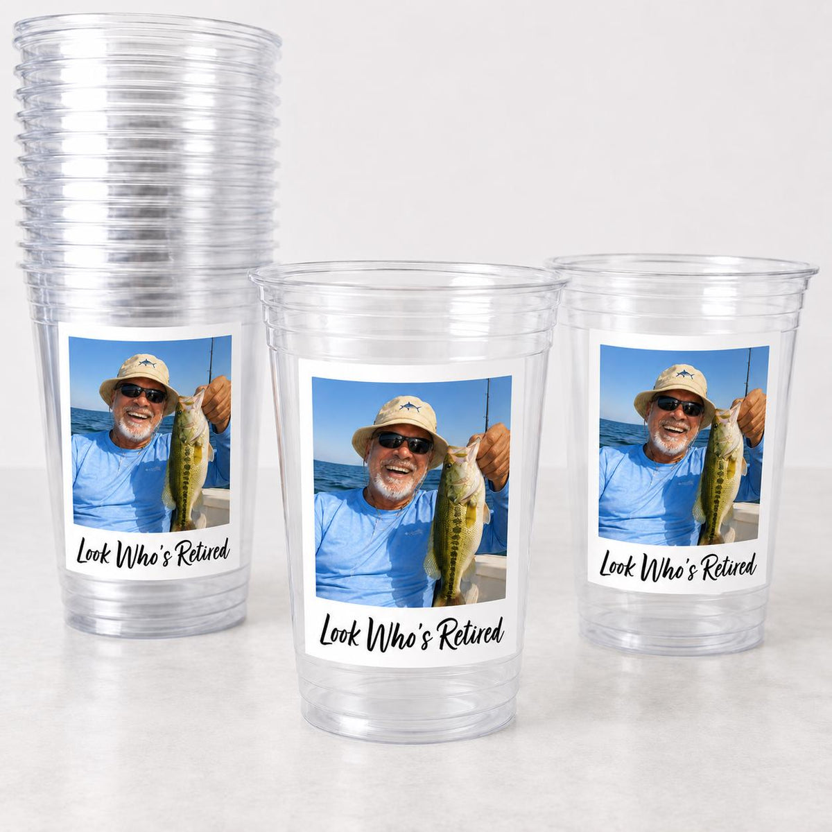 Look Who's Retired Custom Photo Cups, Personalized Retirement Party Cups with Picture, Retirement Party Favors, Happy Retirement, Ships Fast