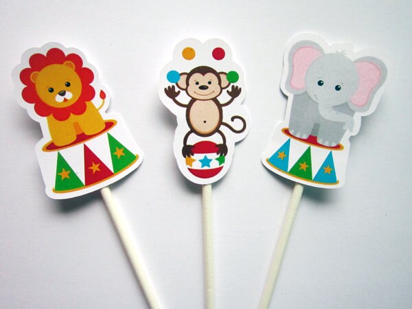 Circus Goody Bags, Circus Favor Bags, Circus Party Bags, Circus Goodie Bags, Circus Birthday, Circus Party, Circus Favors