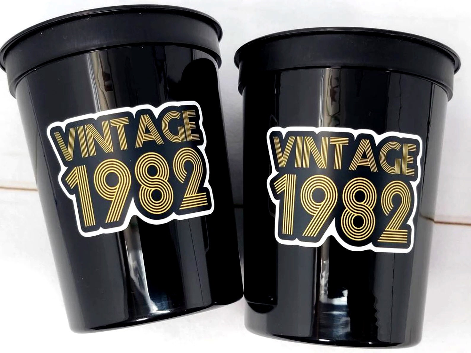 40th PARTY CUPS - Reusable Vintage 1982 40th Birthday Party 40th Birthday Favors 40th Party Cups 40th Party Decorations 1982 Birthday Party