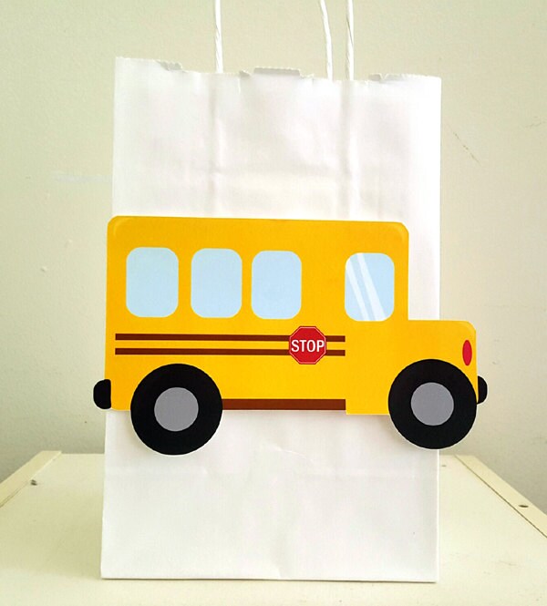 YanZonic 16-Pack School Bus Goodie Bags - Yellow Kraft Paper Favor Bags For Back To School Or Birthday Parties